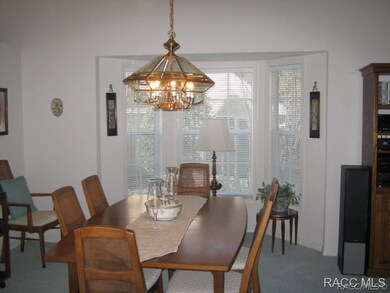 FORMAL DINING