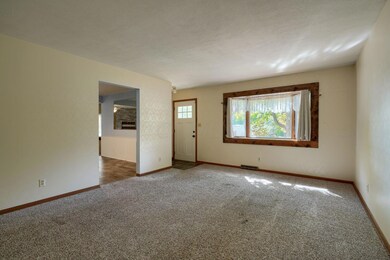 1000 Barberry Ln, Columbus, OH 43213 - photo 5