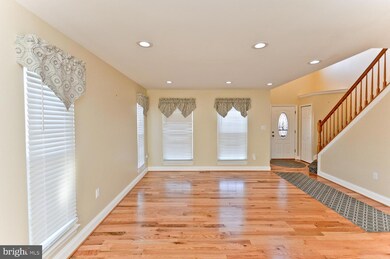 7401 Acacia Ct, Clinton, MD 20735 - photo 5