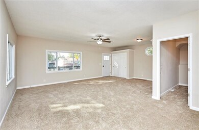 823 E 24th Ct, Des Moines, IA 50317 - photo 3