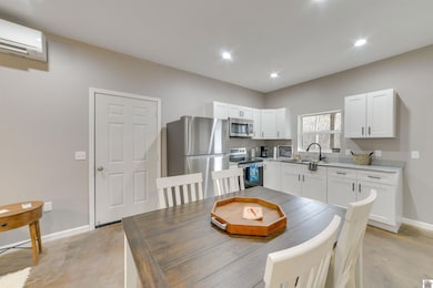 120 Wooded Acres Ln, Murray, KY 42071 - photo 7