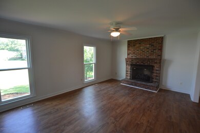 108 Gloria Place, Jacksonville, NC 28540 - photo 3