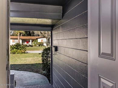 7012 Waikiki Rd, Jacksonville, FL 32216 - photo 7