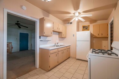 633 La Paz Dr, El Paso, TX 79915 - photo 5