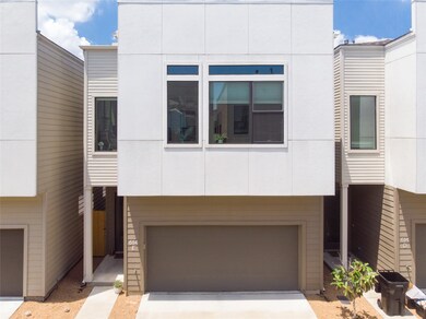 614 Thornton Rd unit E, Houston, TX 77018 - photo 2