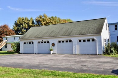 89 Main St unit 2, New London, NH 03257 - photo 3