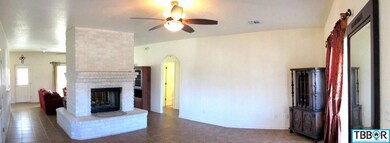 911 Wagon Wheel Dr, Copperas Cove, TX 76522 - photo 5