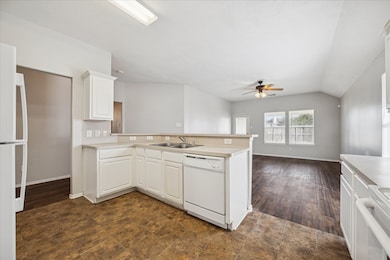 448 Sandstone Creek Ln, Dickinson, TX 77539 - photo 4