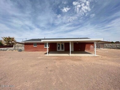 14796 Acra Ct, Horizon City, TX 79928 - photo 5