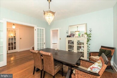 237 Ridgeway Rd, Catonsville, MD 21228 - photo 4