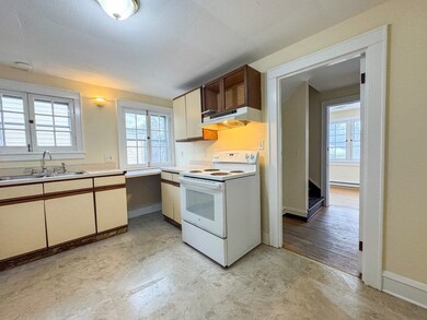 103 Caroline St, Burlington, VT 05401 - photo 4