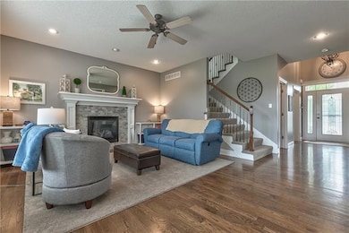 5803 Redbud St, Shawnee, KS 66218 - photo 6