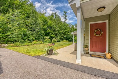 10 Blueberry Hill Rd unit 5, Plymouth, NH 03264 - photo 2