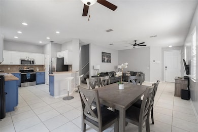 9711 Simeon Dr, Land O Lakes, FL 34638 - photo 6