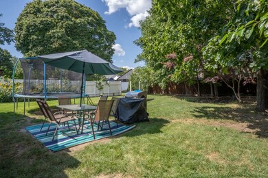 92 Riley St, Pawtucket, RI 02861 - photo 3