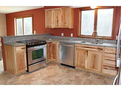 7 Cloverleaf Ln, Scarborough, ME 04074 - photo 5