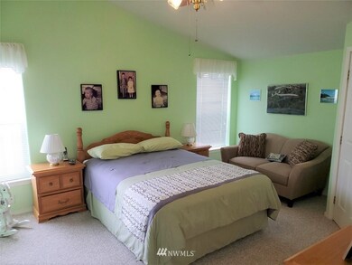 308 Willow St SW unit 14, Orting, WA 98360 - photo 3