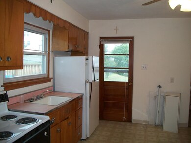 1333 Dartmouth St, Scranton, PA 18504 - photo 2