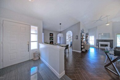 1680EBuffaloCir003