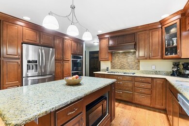 1017 Liberty Dr, Naperville, IL 60540 - photo 7