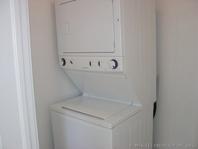 122 W Knoxville St, Broken Arrow, OK 74012 - photo 5