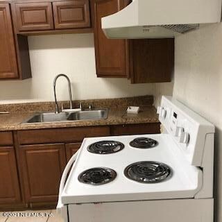 5461 Lenox Ave, Jacksonville, FL 32205 - photo 7