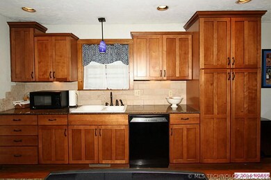 Granite countertops in the kitchen