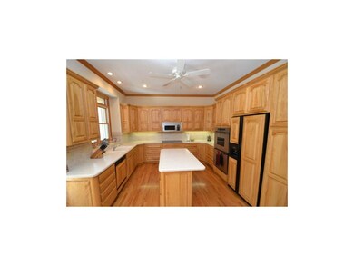 14711 W 50th St, Shawnee, KS 66216 - photo 7