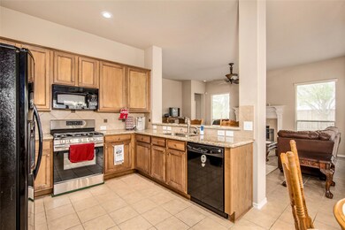 8210 Garrison Point Dr, Houston, TX 77040 - photo 6