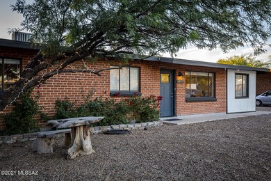 4059 N Tyndall Ave, Tucson, AZ 85719 - photo 2