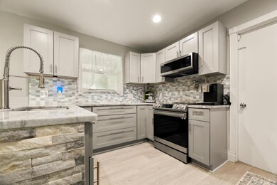 6015 Seagrape Dr, Fort Pierce, FL 34982 - photo 5