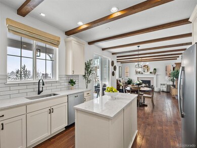 New Quartz Countertops & New Backsplash