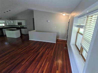 186 Belmont Rd, Collinsville, IL 62234 - photo 5