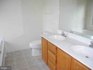 3534 Hammerstone Rd, Laurel, MD 20724 - photo 2