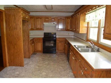 103 Horton Hwy, Fall Branch, TN 37656 - photo 4