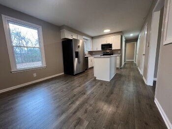 504 Overton Dr, Clarksville, TN 37042 - photo 6