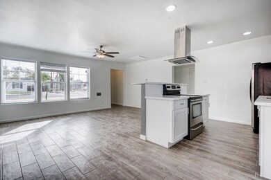 2220 N 13th St-7