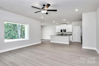 7019 Jerimoth Dr, Charlotte, NC 28215 - photo 4