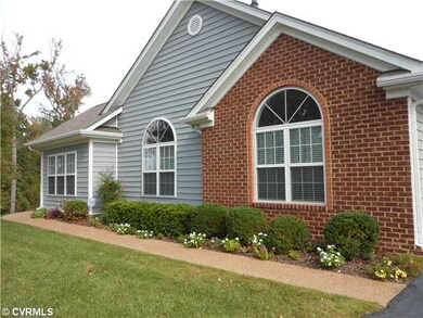 Exterior Front - Lovely sideview