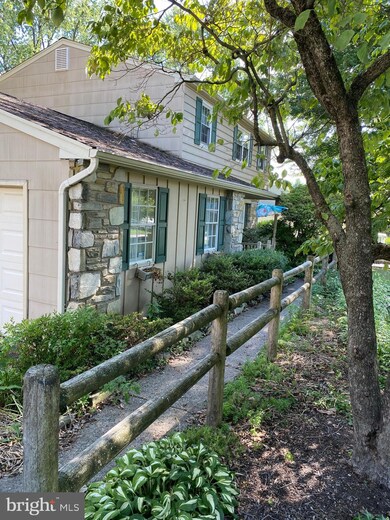 3925 Orangemans Rd, Hatboro, PA 19040 - photo 2