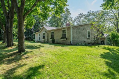 43 Locust Ave, West Barnstable, MA 02668 - photo 4