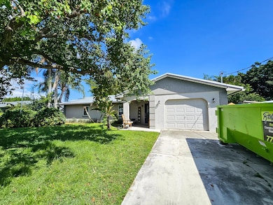 213 SE Whitmore Dr, Port Saint Lucie, FL 34984 - photo 4
