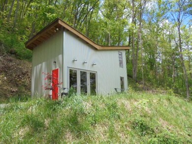 606 Orenda Dr, Franklin, NC 28734 - photo 2