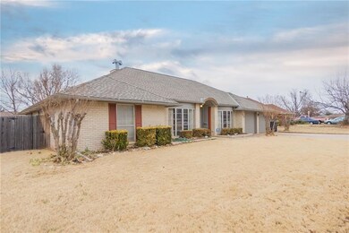 2717 Camelot Dr, Oklahoma City, OK 73120 - photo 3