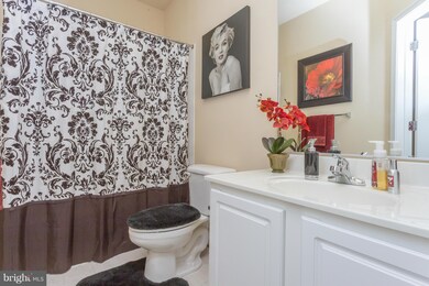 2963 Chinkapin Oak Ln unit 254, Woodbridge, VA 22191 - photo 5