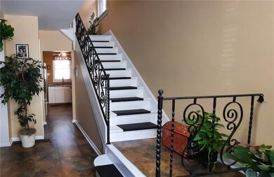 359 4th Ave, New Kensington, PA 15068 - photo 2