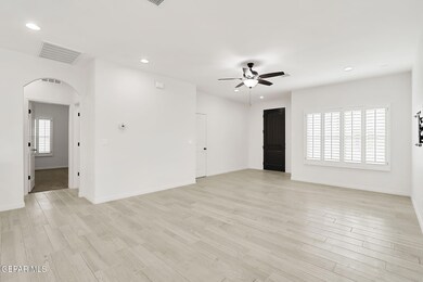 13123 Oakhampton Ave, El Paso, TX 79928 - photo 6