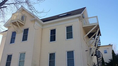 32 Ham St unit 2, Dover, NH 03820 - photo 3