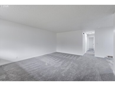 1114 N 1st Ave, Kelso, WA 98626 - photo 6