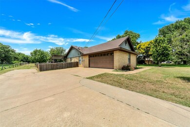 134 Sanchez Creek Ct, Weatherford, TX 76088 - photo 4